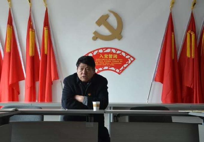 通運(yùn)集團(tuán)黨總支召開(kāi)組織生活會(huì)暨民主評(píng)議會(huì)